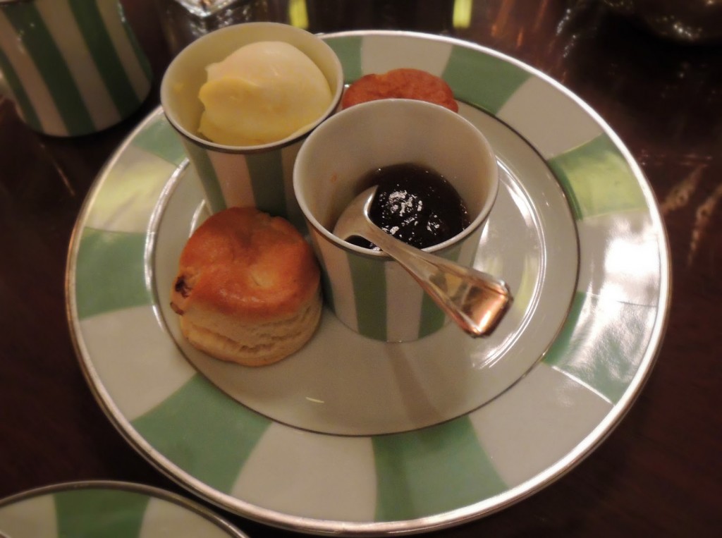 80 pairs of shoes fumoir bar claridges london gluten free scones