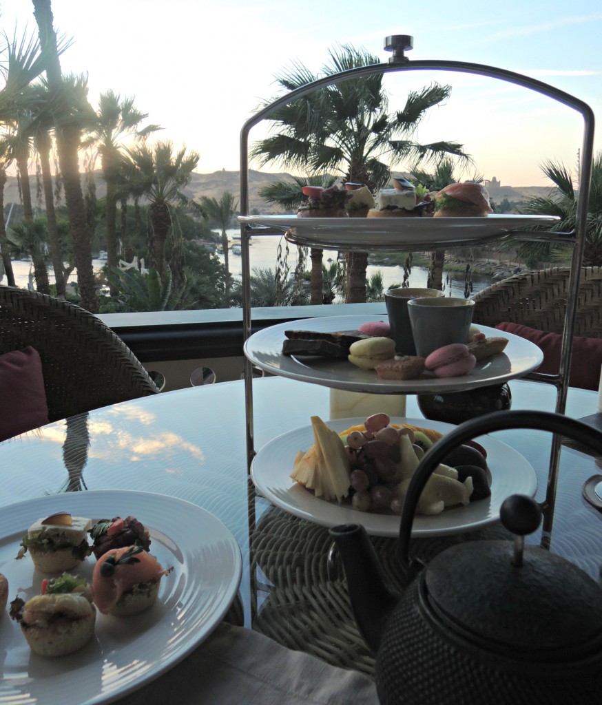Travel Link Up: My Favourite Things... Travel-Link-Up-My-Favourite-Things-Old-Cataract-Hotel-Afternoon-Tea-Best-Location