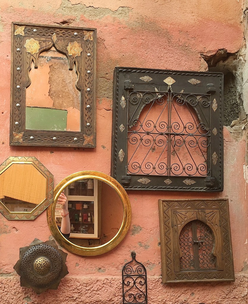 Travel Link Up: Souvenir Shopping in Marrakech Travel-Link-Up-Souvenir-Shopping-in-Marrakech-Morocco