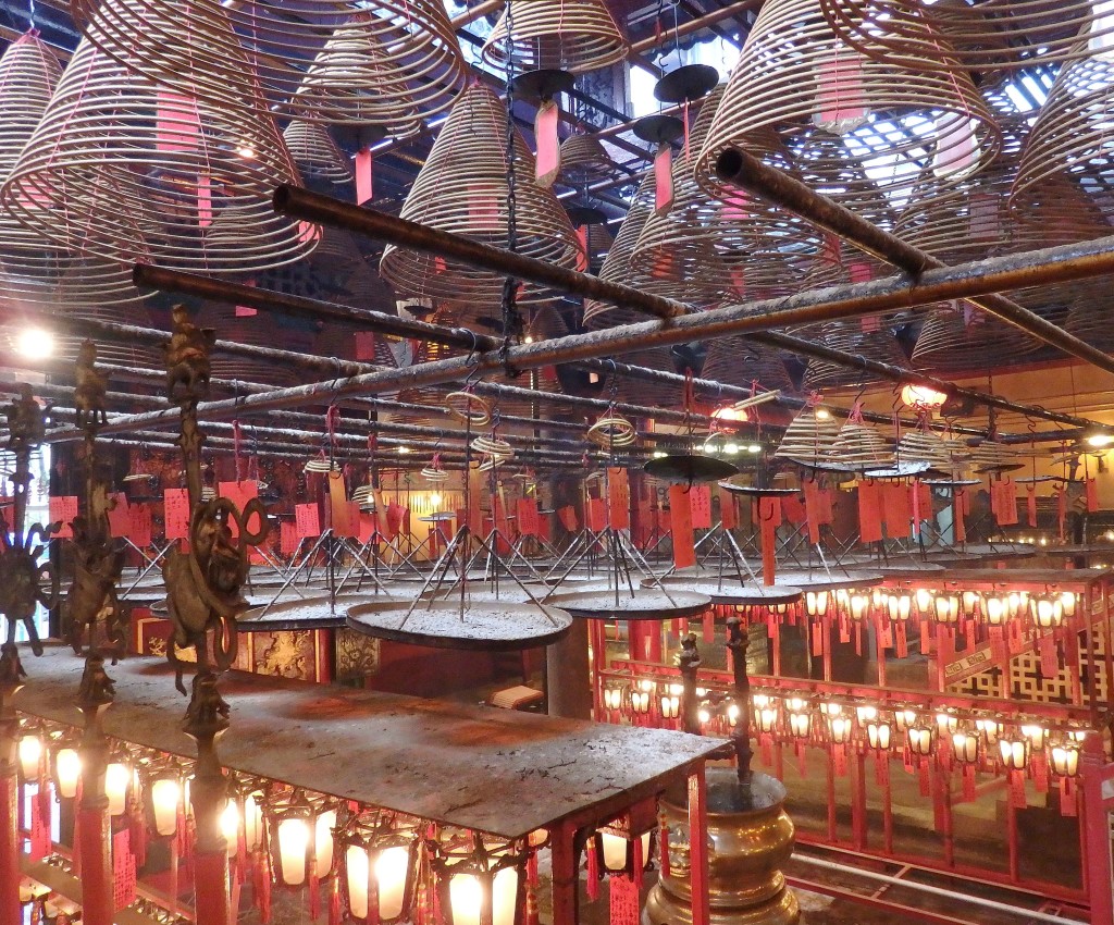 Travel Contrasts: East vs West Travel-Contrasts-East-vs-West