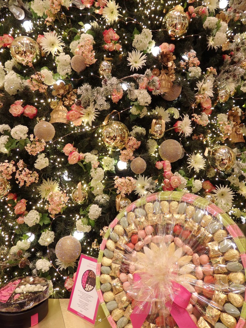 France Travel Inspirationvisiting Paris, France on your next vacation for only 24 hours then here is my guide of things to do and see in the French capital when you're short of time. Paris can be a perfect shopping destination and I've included my handy gluten free food traveling tips in there as well. France Travel Inspirationvisiting Paris, France on your next vacation for only 24 hours then here is my guide of things to do and see in the French capital when you're short of time. Paris can be a perfect shopping destination and I've included my handy gluten free food traveling tips in there as well.